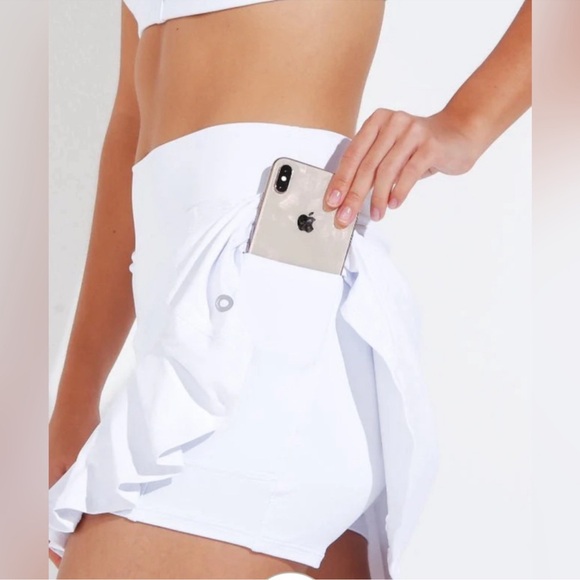 Dona Jo Brand Flirty Skirt / Skort (White) 14.5" Size 2(Large) pickleball tennis - Picture 10 of 13